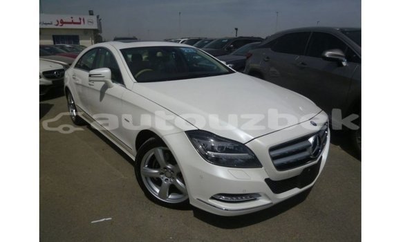 Buy Import Mercedes-Benz 190 White Car in Import - Dubai in Andijon Buy Import Mercedes-Benz 190 White Car in Import - Dubai in Andijon
