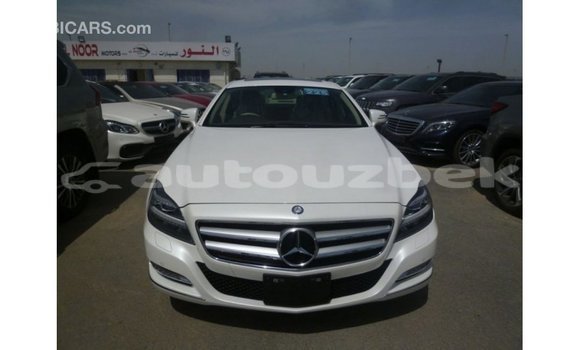 Buy Import Mercedes-Benz 190 White Car in Import - Dubai in Andijon Buy Import Mercedes-Benz 190 White Car in Import - Dubai in Andijon