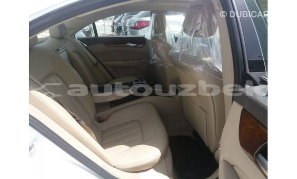 Buy Import Mercedes-Benz 190 White Car in Import - Dubai in Andijon Buy Import Mercedes-Benz 190 White Car in Import - Dubai in Andijon