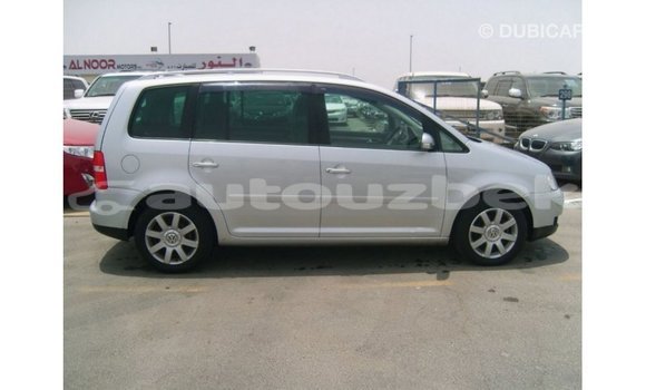 Buy Import Volkswagen Touran Other Car in Import - Dubai in Andijon Buy Import Volkswagen Touran Other Car in Import - Dubai in Andijon