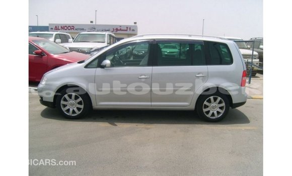 Buy Import Volkswagen Touran Other Car in Import - Dubai in Andijon Buy Import Volkswagen Touran Other Car in Import - Dubai in Andijon