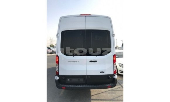 Buy Import Ford Club Wagon White Car in Import - Dubai in Andijon Buy Import Ford Club Wagon White Car in Import - Dubai in Andijon