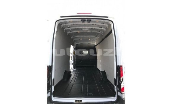 Buy Import Ford Club Wagon White Car in Import - Dubai in Andijon Buy Import Ford Club Wagon White Car in Import - Dubai in Andijon