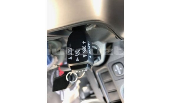 Buy Import Toyota Hiace White Car in Import - Dubai in Andijon Buy Import Toyota Hiace White Car in Import - Dubai in Andijon