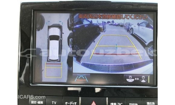 Buy Import Toyota Land Cruiser White Car in Import - Dubai in Andijon Buy Import Toyota Land Cruiser White Car in Import - Dubai in Andijon