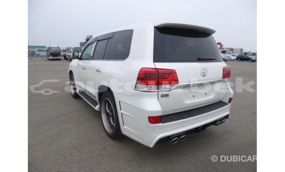 Buy Import Toyota Land Cruiser White Car in Import - Dubai in Andijon Buy Import Toyota Land Cruiser White Car in Import - Dubai in Andijon