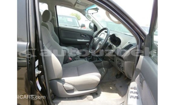 Buy Import Toyota Hilux Black Car in Import - Dubai in Andijon Buy Import Toyota Hilux Black Car in Import - Dubai in Andijon