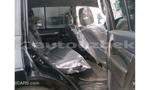 Buy Import Mitsubishi Pajero Black Car in Import - Dubai in Andijon Buy Import Mitsubishi Pajero Black Car in Import - Dubai in Andijon