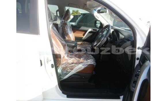 Buy Import Toyota Prado White Car in Import - Dubai in Andijon Buy Import Toyota Prado White Car in Import - Dubai in Andijon