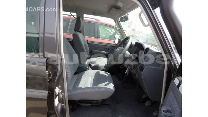 Big with watermark toyota land cruiser andijon import dubai 2707