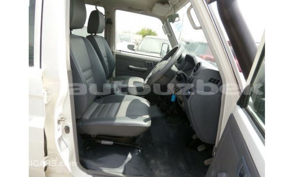 Buy Import Toyota Land Cruiser White Car in Import - Dubai in Andijon Buy Import Toyota Land Cruiser White Car in Import - Dubai in Andijon