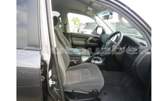 Buy Import Toyota Land Cruiser Other Car in Import - Dubai in Andijon Buy Import Toyota Land Cruiser Other Car in Import - Dubai in Andijon