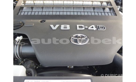 Buy Import Toyota Land Cruiser Other Car in Import - Dubai in Andijon Buy Import Toyota Land Cruiser Other Car in Import - Dubai in Andijon