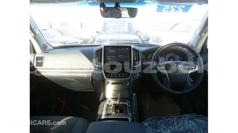 Big with watermark toyota land cruiser andijon import dubai 2714