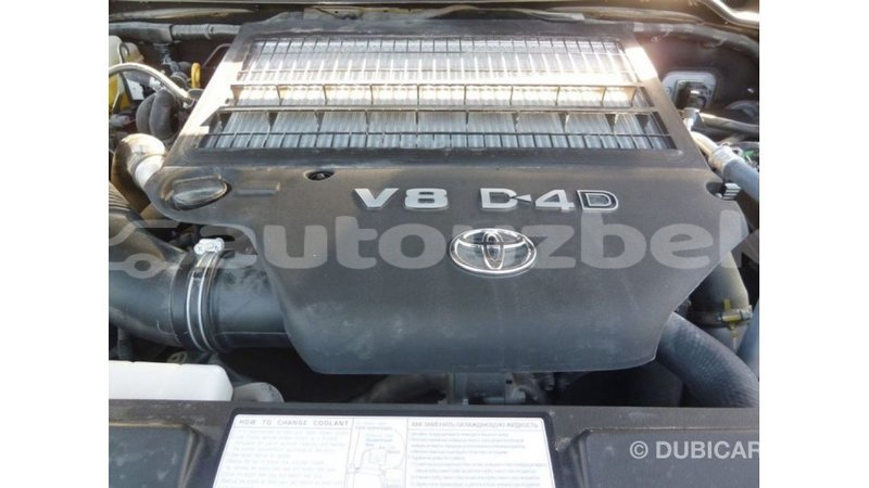 Big with watermark toyota land cruiser andijon import dubai 2714