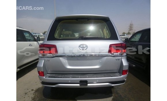 Buy Import Toyota Land Cruiser Other Car in Import - Dubai in Andijon Buy Import Toyota Land Cruiser Other Car in Import - Dubai in Andijon