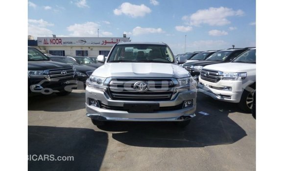 Buy Import Toyota Land Cruiser Other Car in Import - Dubai in Andijon Buy Import Toyota Land Cruiser Other Car in Import - Dubai in Andijon