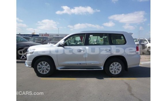 Buy Import Toyota Land Cruiser Other Car in Import - Dubai in Andijon Buy Import Toyota Land Cruiser Other Car in Import - Dubai in Andijon