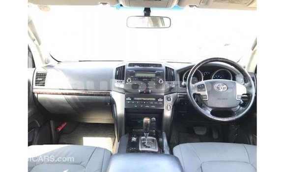 Buy Import Toyota Land Cruiser Other Car in Import - Dubai in Andijon Buy Import Toyota Land Cruiser Other Car in Import - Dubai in Andijon
