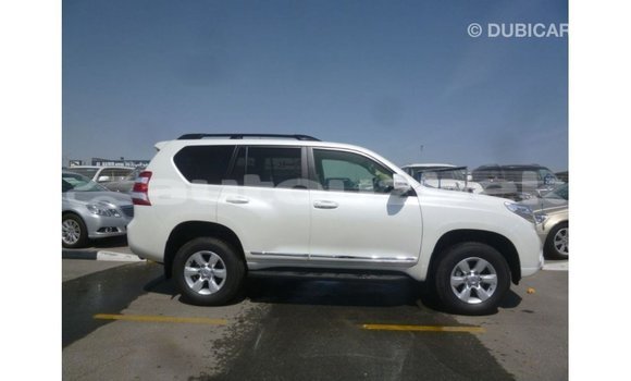 Buy Import Toyota Prado White Car in Import - Dubai in Andijon Buy Import Toyota Prado White Car in Import - Dubai in Andijon