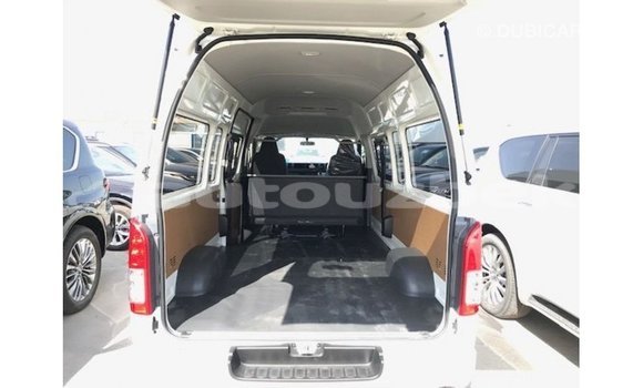 Buy Import Toyota Hiace White Car in Import - Dubai in Andijon Buy Import Toyota Hiace White Car in Import - Dubai in Andijon