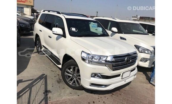 Buy Import Toyota Land Cruiser White Car in Import - Dubai in Andijon Buy Import Toyota Land Cruiser White Car in Import - Dubai in Andijon