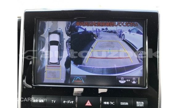 Buy Import Toyota Land Cruiser White Car in Import - Dubai in Andijon Buy Import Toyota Land Cruiser White Car in Import - Dubai in Andijon