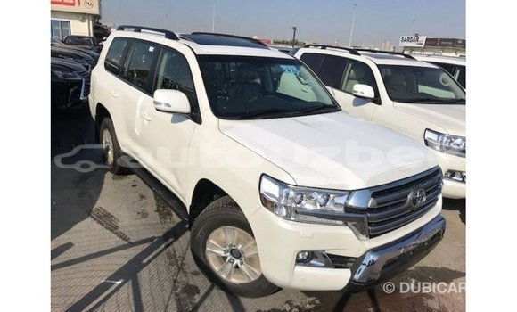 Buy Import Toyota Land Cruiser White Car in Import - Dubai in Andijon Buy Import Toyota Land Cruiser White Car in Import - Dubai in Andijon