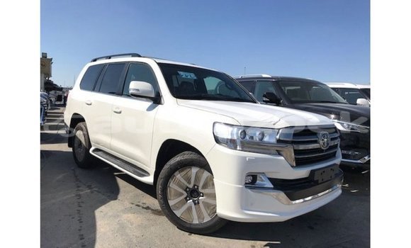 Buy Import Toyota Land Cruiser White Car in Import - Dubai in Andijon Buy Import Toyota Land Cruiser White Car in Import - Dubai in Andijon