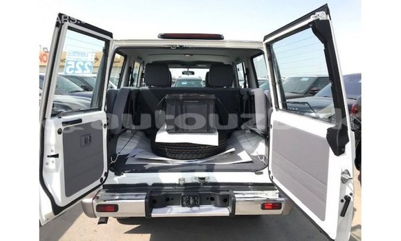 Buy Import Toyota Land Cruiser White Car in Import - Dubai in Andijon Buy Import Toyota Land Cruiser White Car in Import - Dubai in Andijon