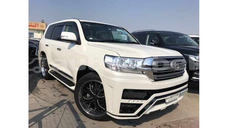 Big with watermark toyota land cruiser andijon import dubai 2742