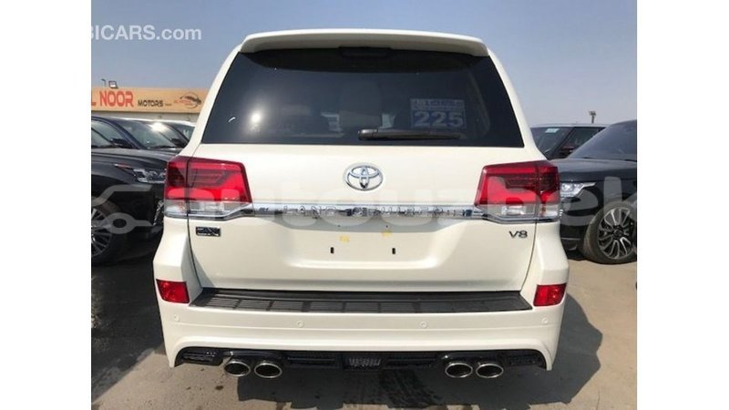 Big with watermark toyota land cruiser andijon import dubai 2742