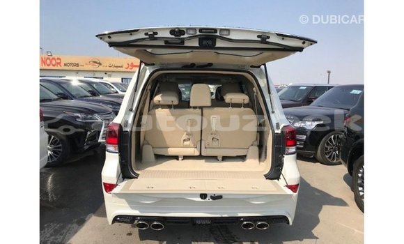 Buy Import Toyota Land Cruiser White Car in Import - Dubai in Andijon Buy Import Toyota Land Cruiser White Car in Import - Dubai in Andijon