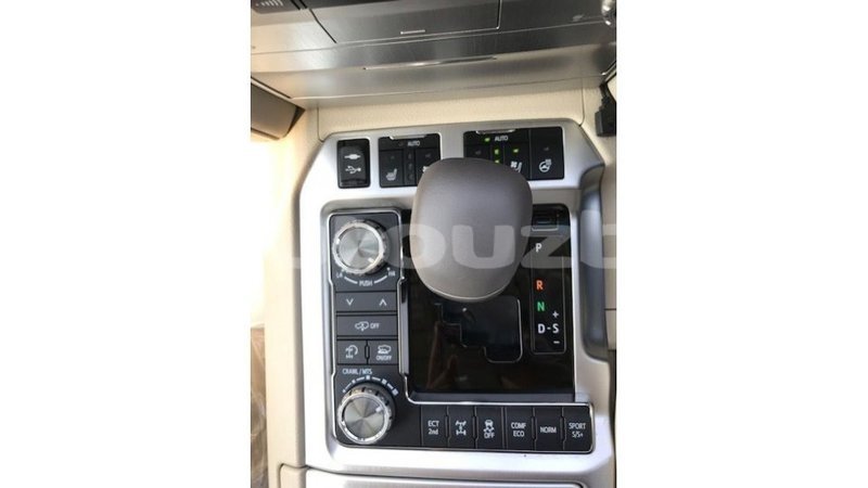 Big with watermark toyota land cruiser andijon import dubai 2742