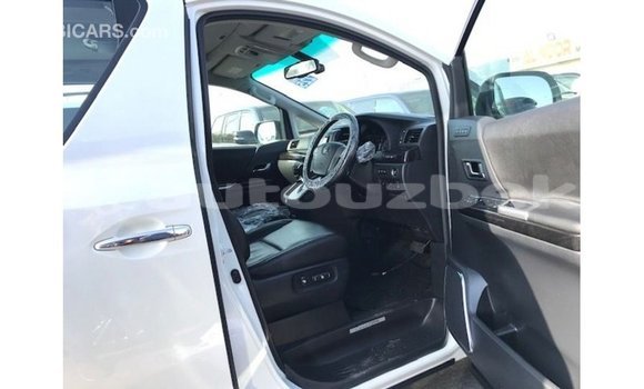 Buy Import Toyota Vellfire White Car in Import - Dubai in Andijon Buy Import Toyota Vellfire White Car in Import - Dubai in Andijon