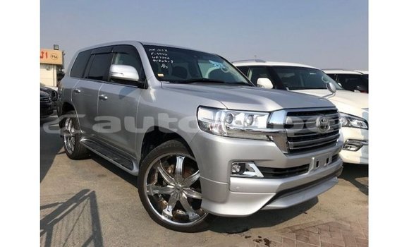 Buy Import Toyota Land Cruiser Other Car in Import - Dubai in Andijon Buy Import Toyota Land Cruiser Other Car in Import - Dubai in Andijon