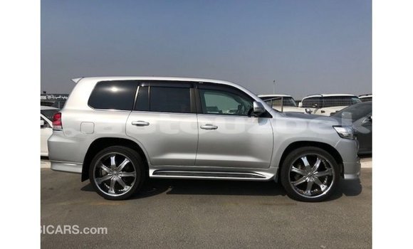 Buy Import Toyota Land Cruiser Other Car in Import - Dubai in Andijon Buy Import Toyota Land Cruiser Other Car in Import - Dubai in Andijon