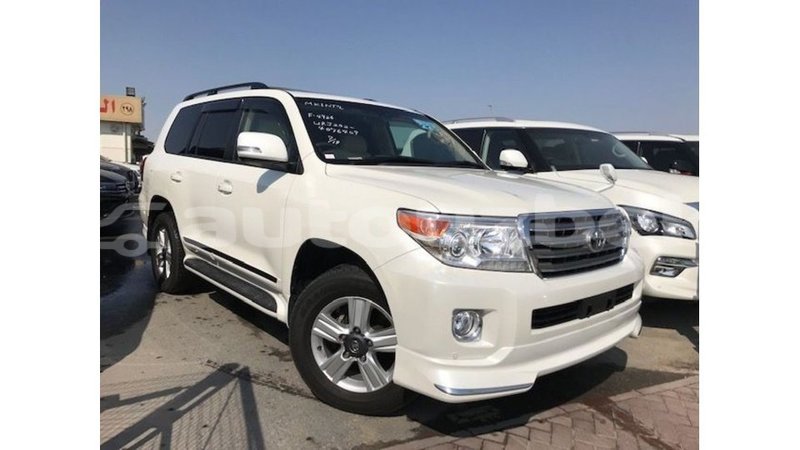 Big with watermark toyota land cruiser andijon import dubai 2747