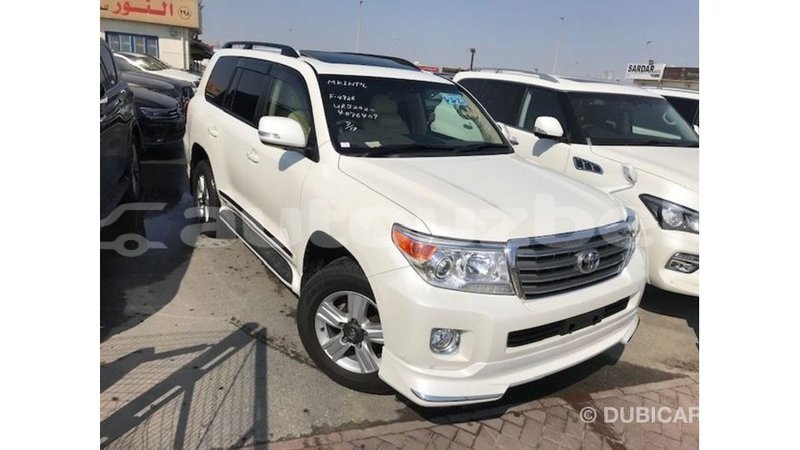 Big with watermark toyota land cruiser andijon import dubai 2747