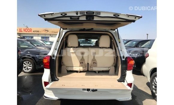 Buy Import Toyota Land Cruiser White Car in Import - Dubai in Andijon Buy Import Toyota Land Cruiser White Car in Import - Dubai in Andijon