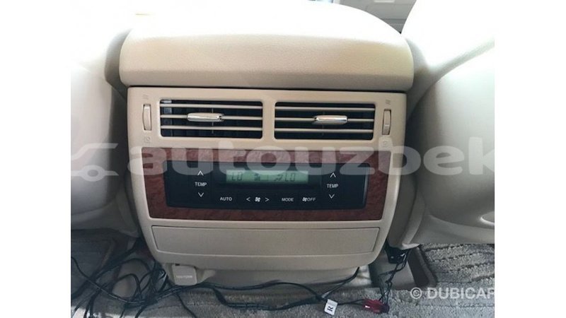 Big with watermark toyota land cruiser andijon import dubai 2747