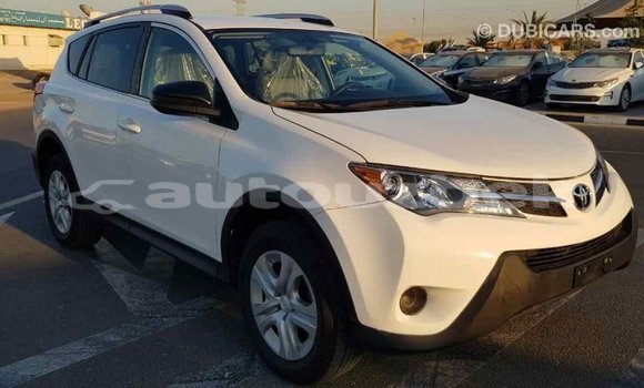 Buy Import Toyota RAV4 White Car in Import - Dubai in Andijon Buy Import Toyota RAV4 White Car in Import - Dubai in Andijon