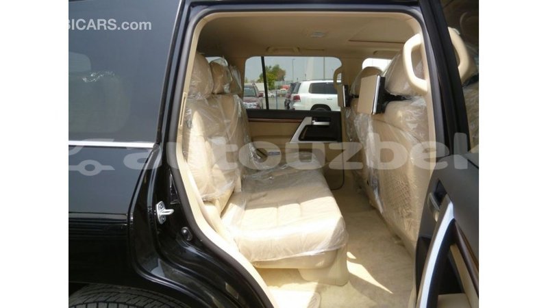 Big with watermark toyota land cruiser andijon import dubai 2750