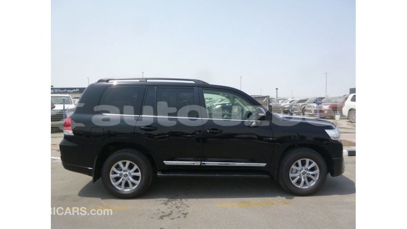 Big with watermark toyota land cruiser andijon import dubai 2750