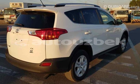 Buy Import Toyota RAV4 White Car in Import - Dubai in Andijon Buy Import Toyota RAV4 White Car in Import - Dubai in Andijon