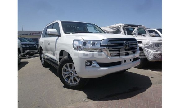 Buy Import Toyota Land Cruiser White Car in Import - Dubai in Andijon Buy Import Toyota Land Cruiser White Car in Import - Dubai in Andijon