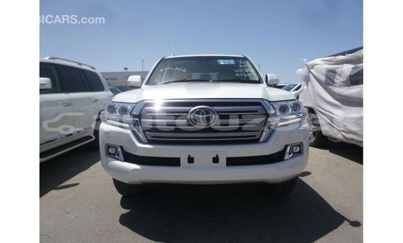 Buy Import Toyota Land Cruiser White Car in Import - Dubai in Andijon Buy Import Toyota Land Cruiser White Car in Import - Dubai in Andijon