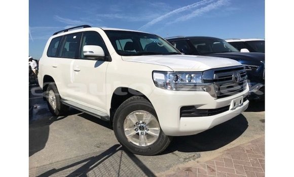 Buy Import Toyota Land Cruiser White Car in Import - Dubai in Andijon Buy Import Toyota Land Cruiser White Car in Import - Dubai in Andijon