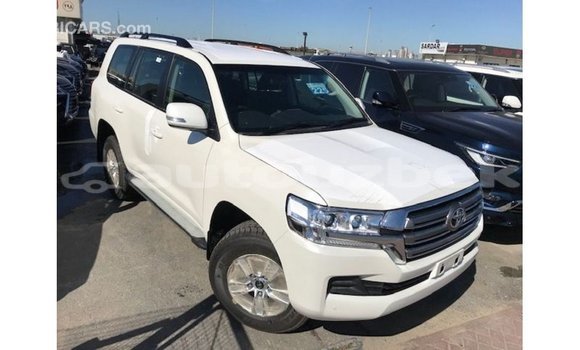 Buy Import Toyota Land Cruiser White Car in Import - Dubai in Andijon Buy Import Toyota Land Cruiser White Car in Import - Dubai in Andijon
