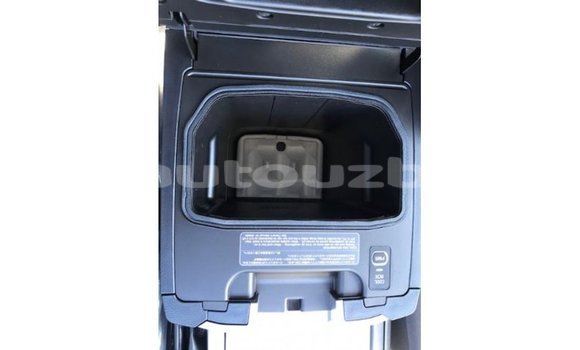 Buy Import Toyota Land Cruiser White Car in Import - Dubai in Andijon Buy Import Toyota Land Cruiser White Car in Import - Dubai in Andijon